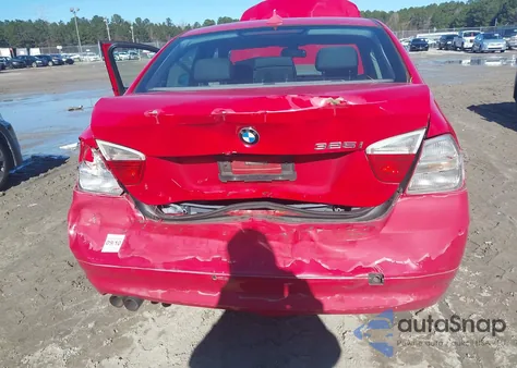 2006 BMW 325I z USA, uszkodzony, nr VIN WBAVB13536KX51200